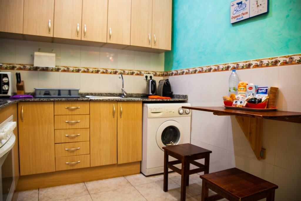 Apartamento Rosellon Barcelona Luaran gambar