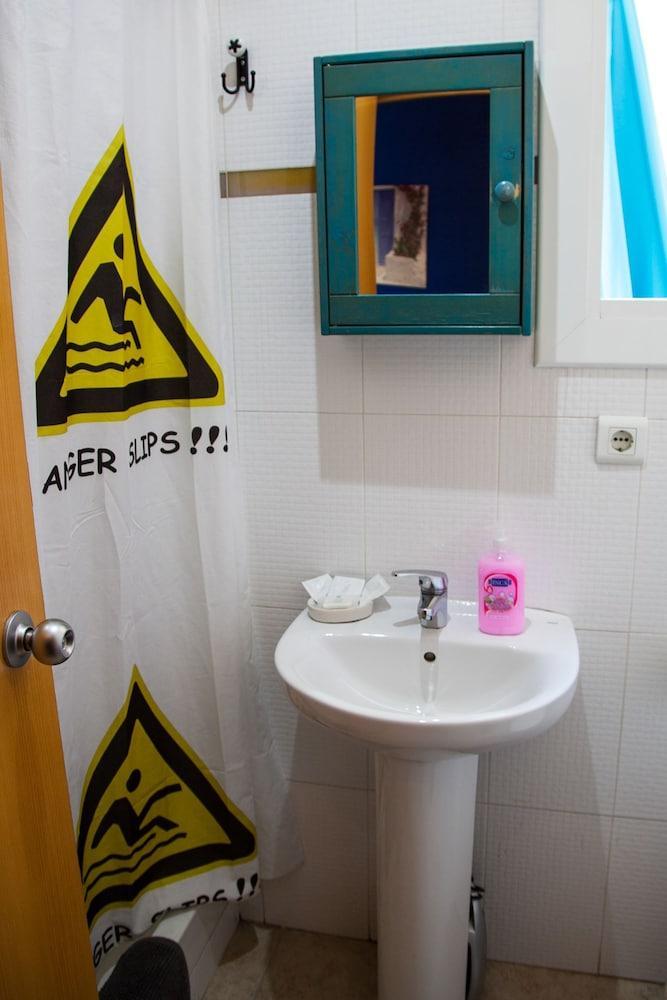 Apartamento Rosellon Barcelona Luaran gambar